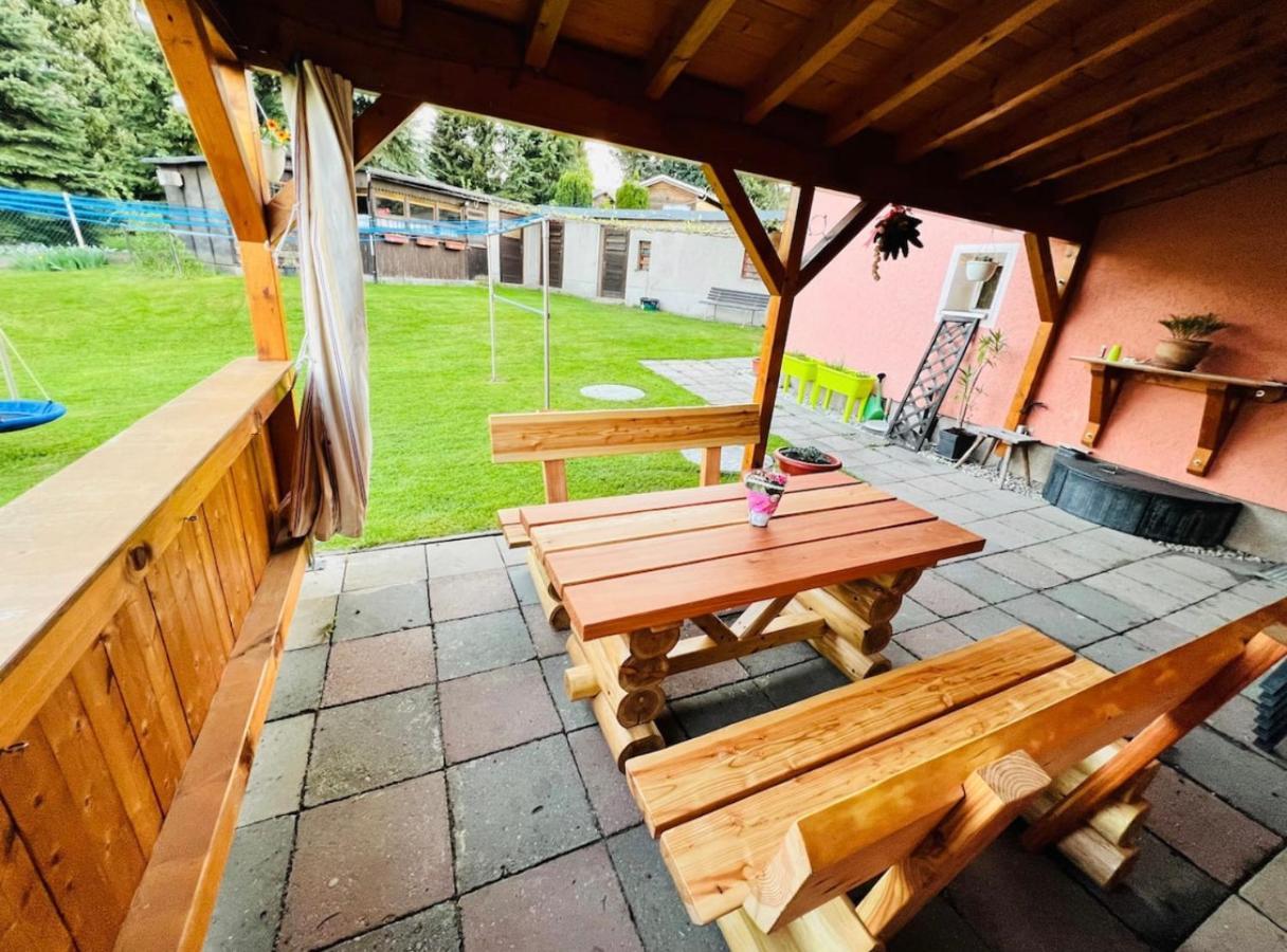Gemuetliche Wohnung In Gruenhainichen Erzgebirge Grunhainichen Exterior photo