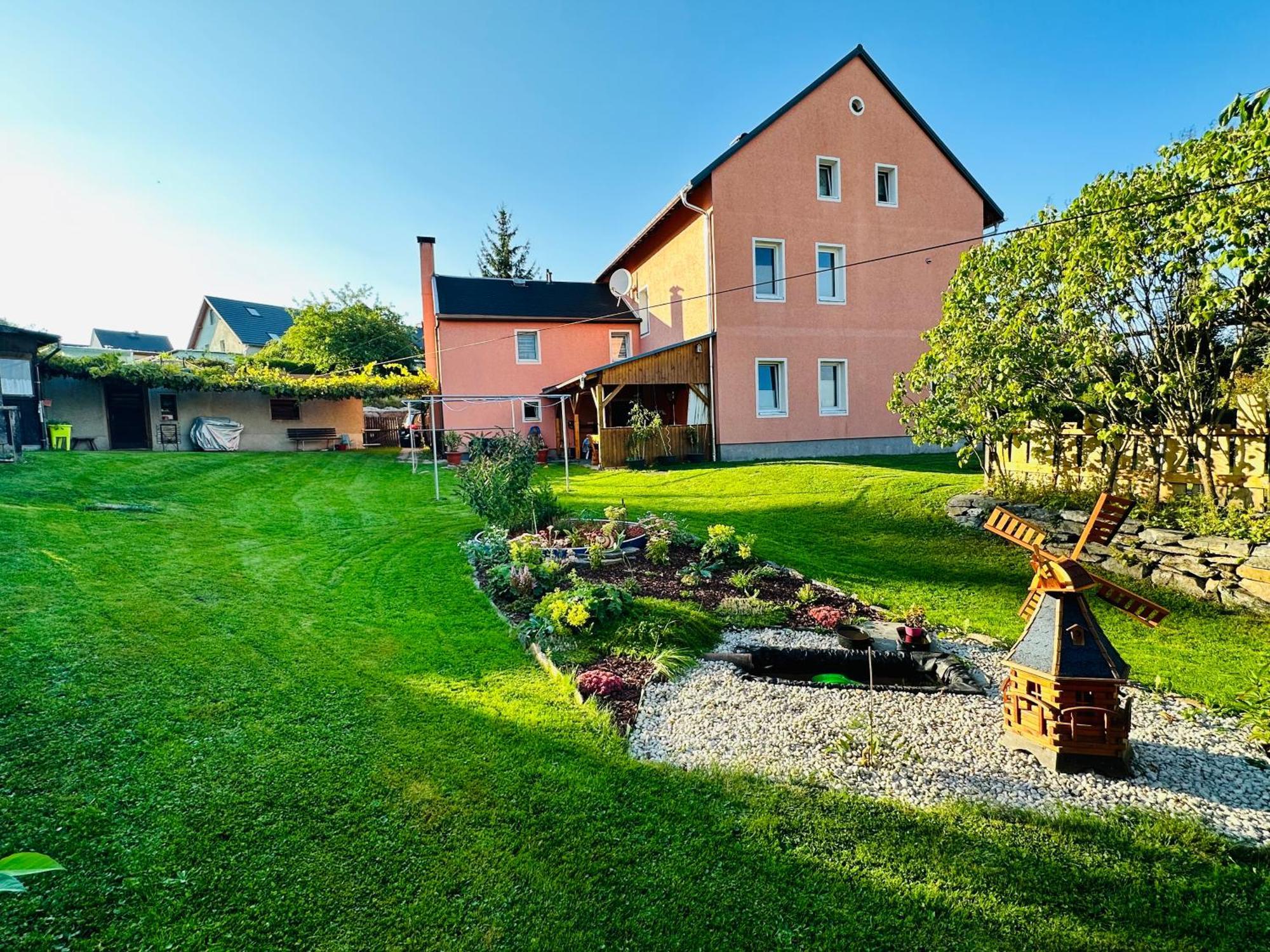 Gemuetliche Wohnung In Gruenhainichen Erzgebirge Grunhainichen Exterior photo